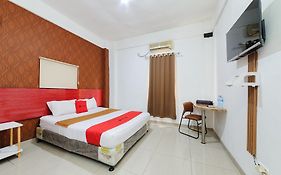 Reddoorz Near Cilandak Town Square